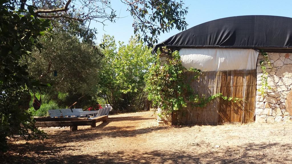 Hotel Back To Nature Camping & Huts Mikhmannim Exterior foto